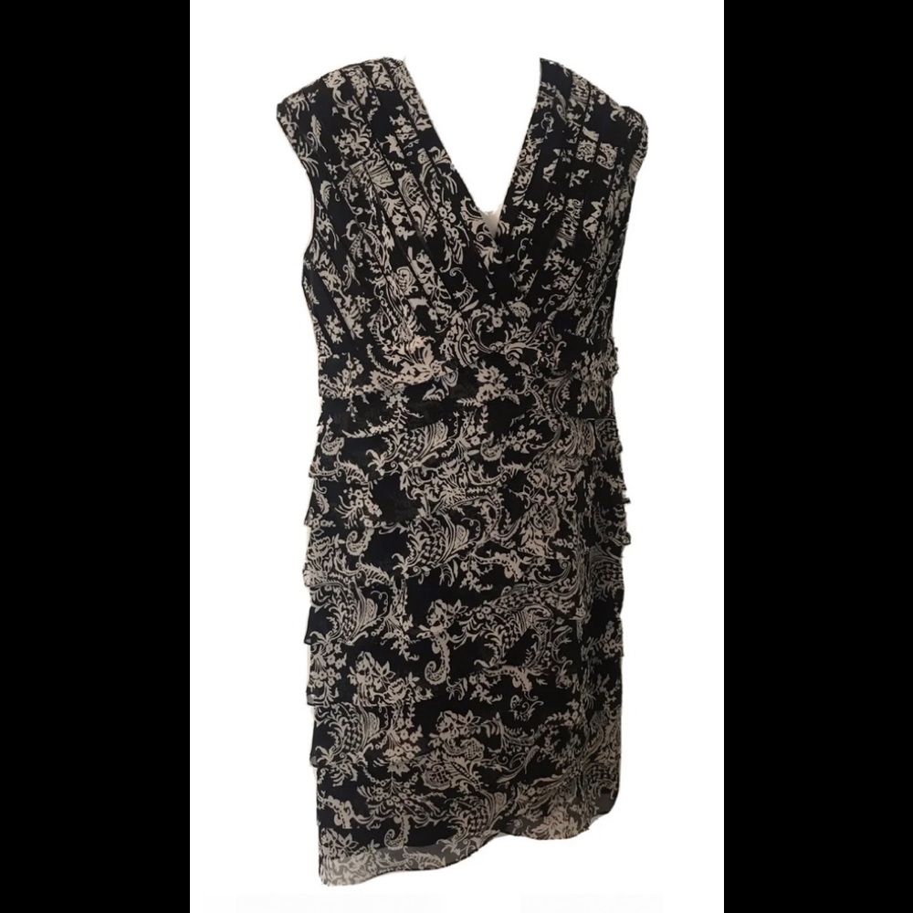 Adrianna Papell Black Sleeveless Layer Tiered Shutter Pleat Dress Sz 12 (A6)